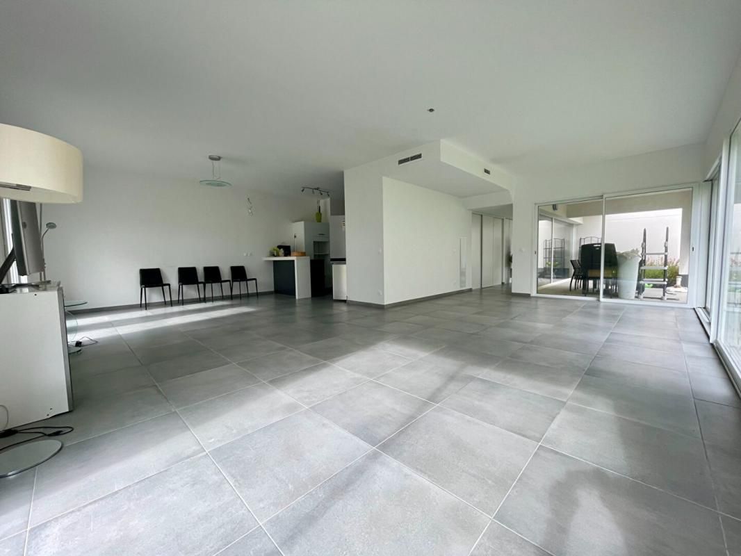 PESSAC Appartement 2021 Pessac centre 5 pièce(s) 150 m2 3