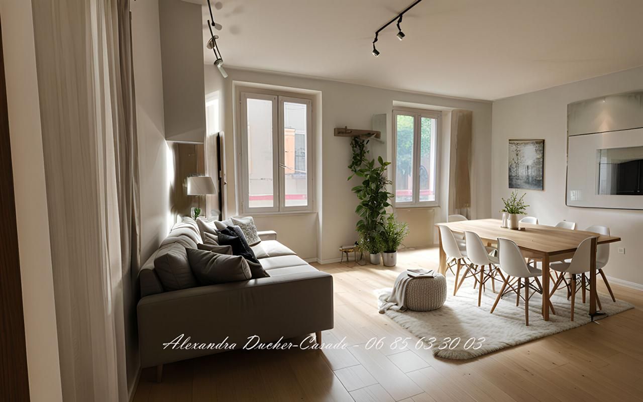 PEYRUIS Maison de Village à rénover avec 3 logements 3