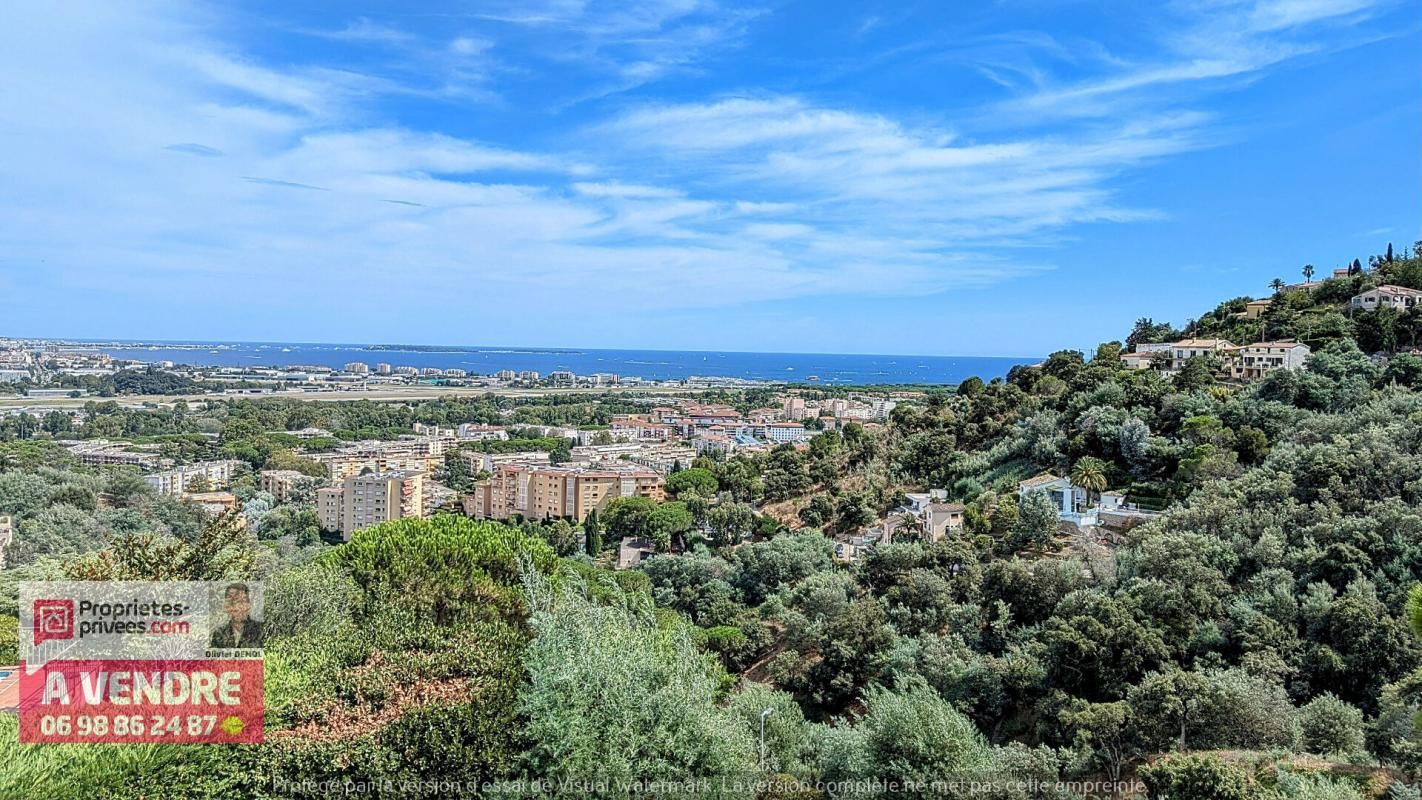 MANDELIEU-LA-NAPOULE 3 PIECES MAGNIFIQUE VUE MER DERNIER ETAGE AVEC GRANDE TERRASSE  37 m² ! 3