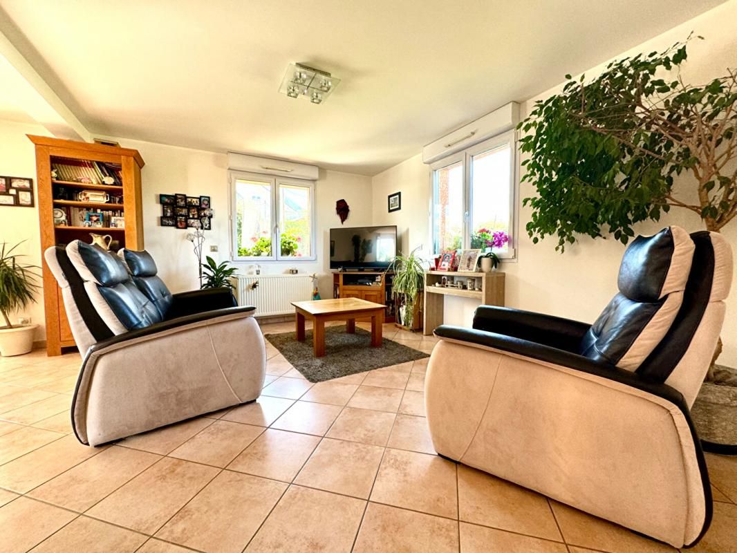 ALLINGES ALLINGES Maison T5 116 m², garage 34 m² ,sous sol 51 m², Secteur calme ( 74200) 3