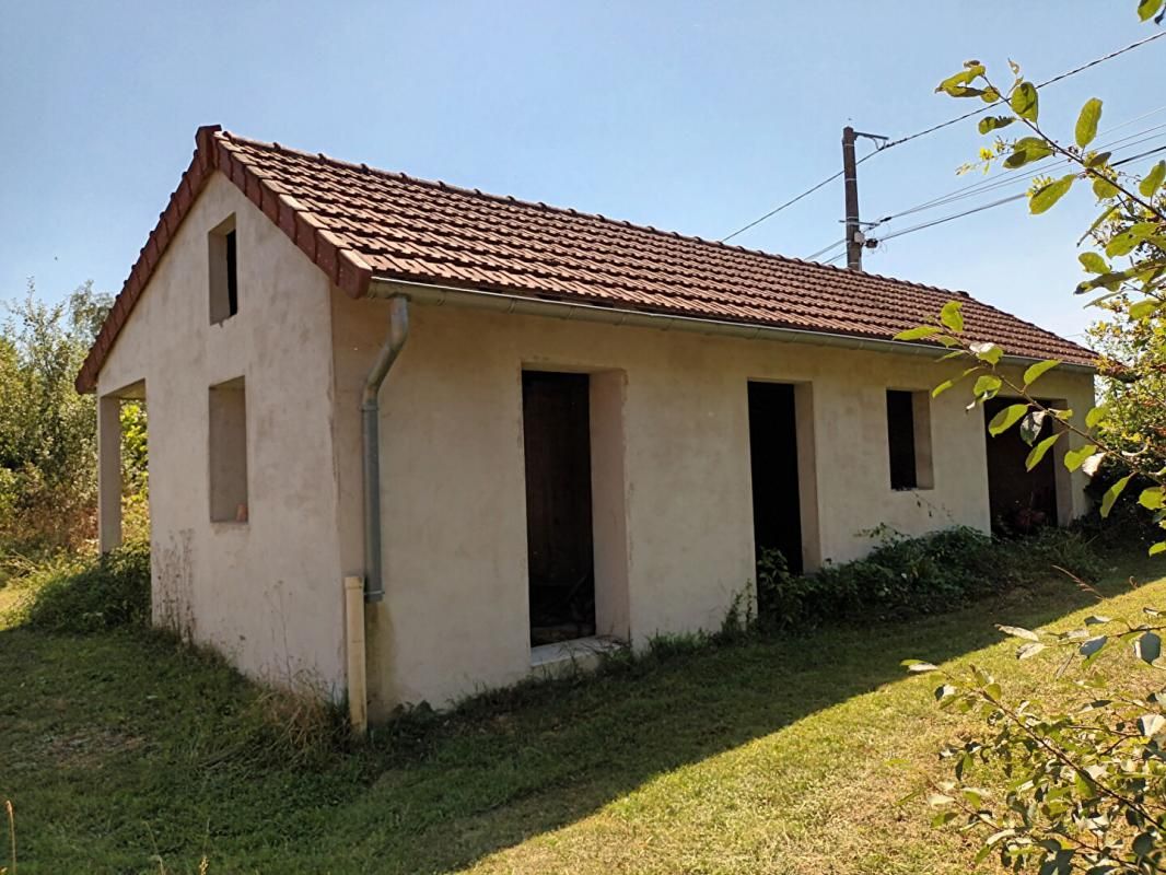 PARAY-LE-MONIAL Propriété de 2.09 ha et 2 maisons 3