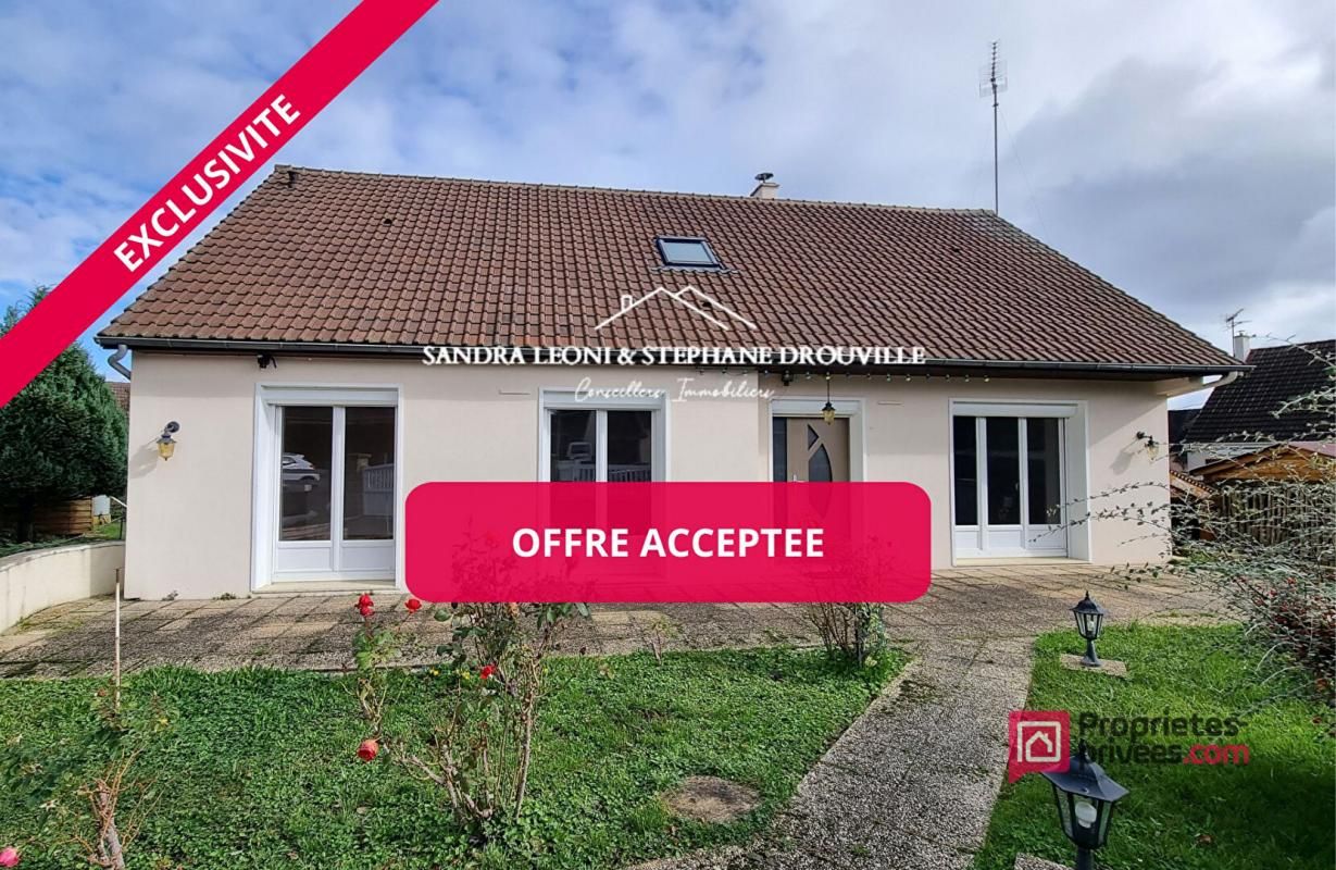 PROCHE MAINTENON et JOUY. CHARMANTE MAISON de 92 m2