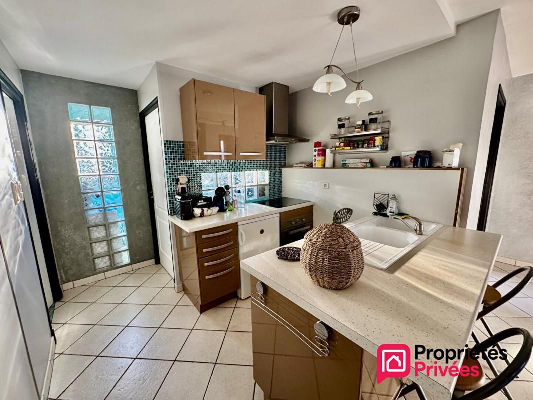 BOULOGNE-SUR-MER PROPRIETES PRIVEES COTE D'OPALE vous propose : 2