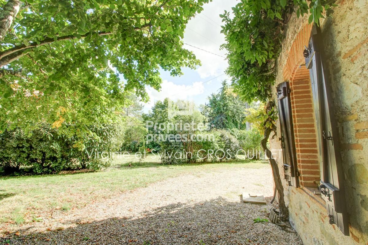 LAVAUR Maison 5 pièce(s) 180 m2 2