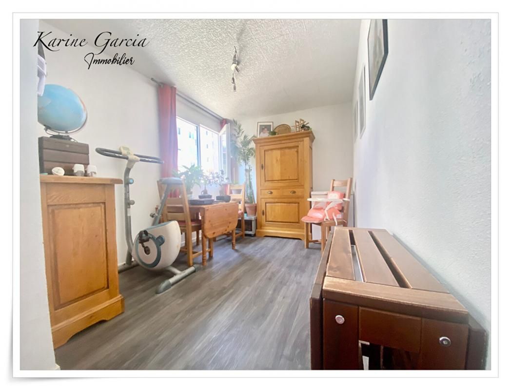 TOULON Appartement Toulon 4 pièce(s) 71 m2 avec cave 2