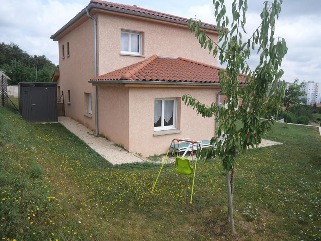 Maison climatisée avec garage au calme