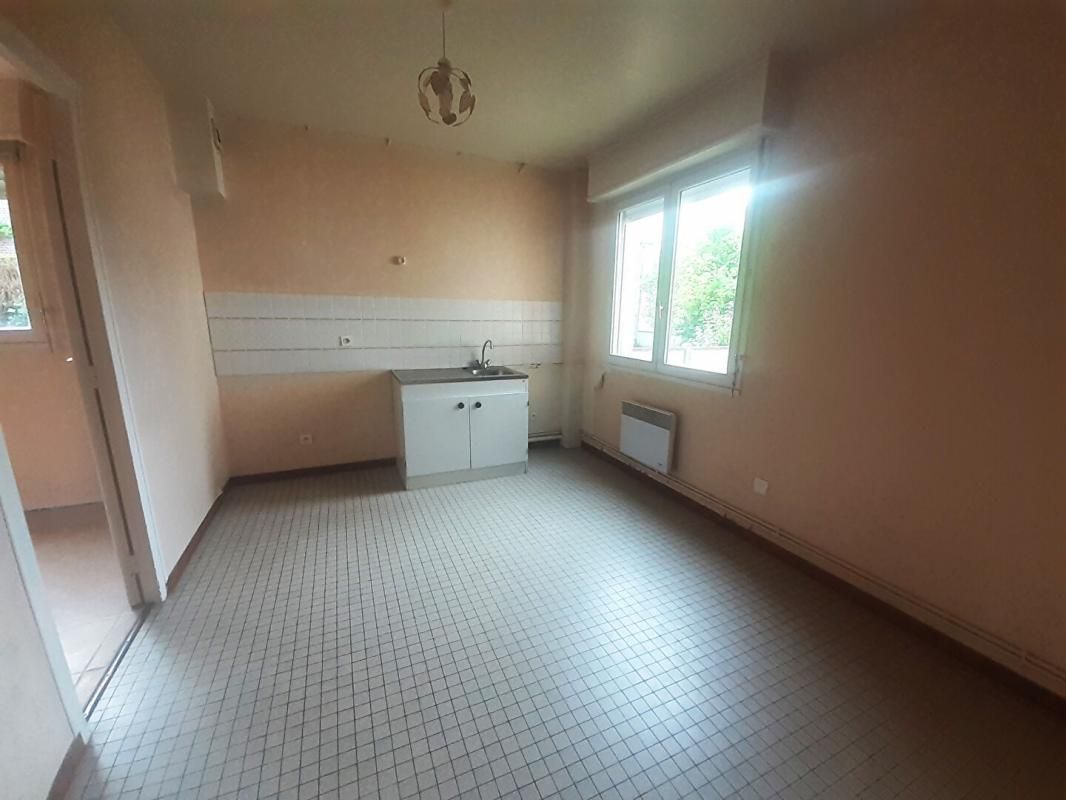 GOURNAY-EN-BRAY Appartement Rez-de-chaussée GOURNAY EN BRAY 4