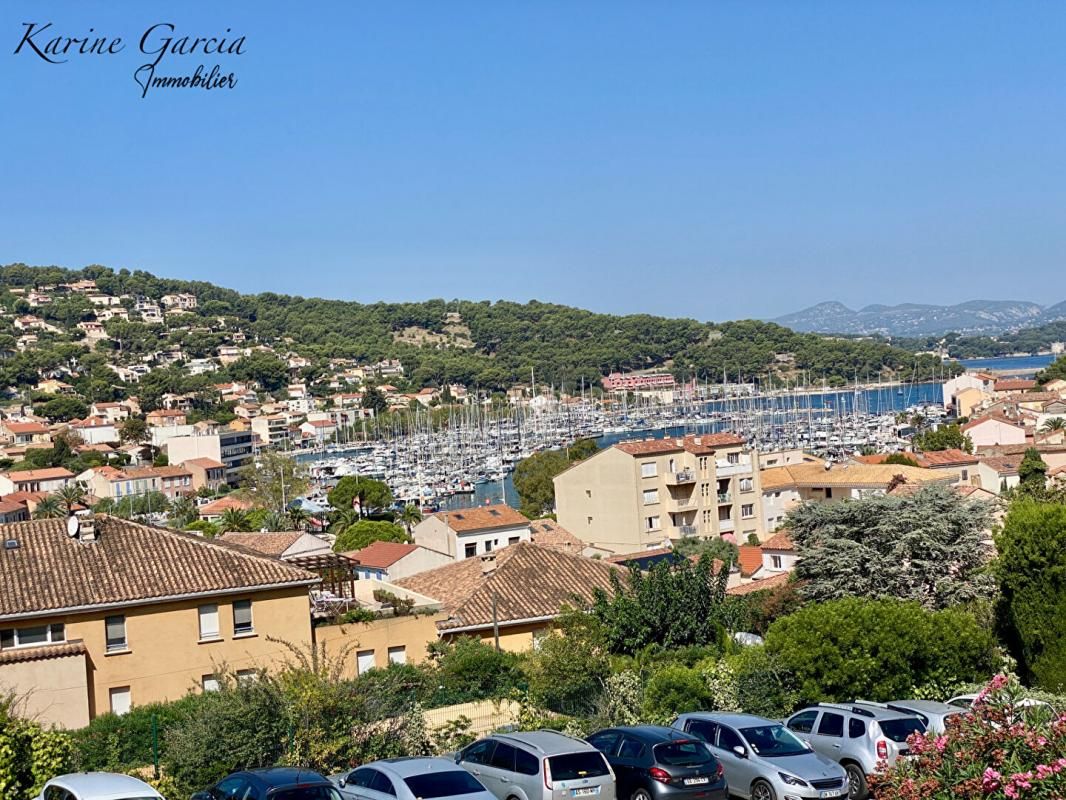 SAINT-MANDRIER-SUR-MER Appartement 4 pièce(s) 77m2 3