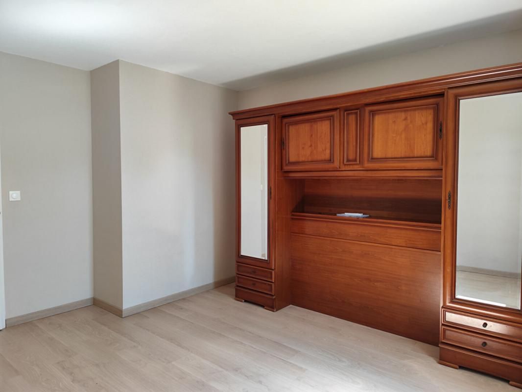 CONILHAC-CORBIERES Maison 6 pièce(s) 89 m2 4