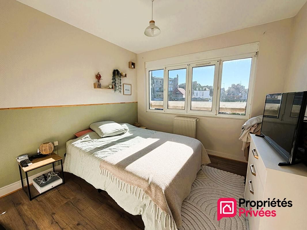 BOULOGNE-SUR-MER Votre agence "PROPRIETES PRIVEES COTE D'OPALE" vous propose : 3