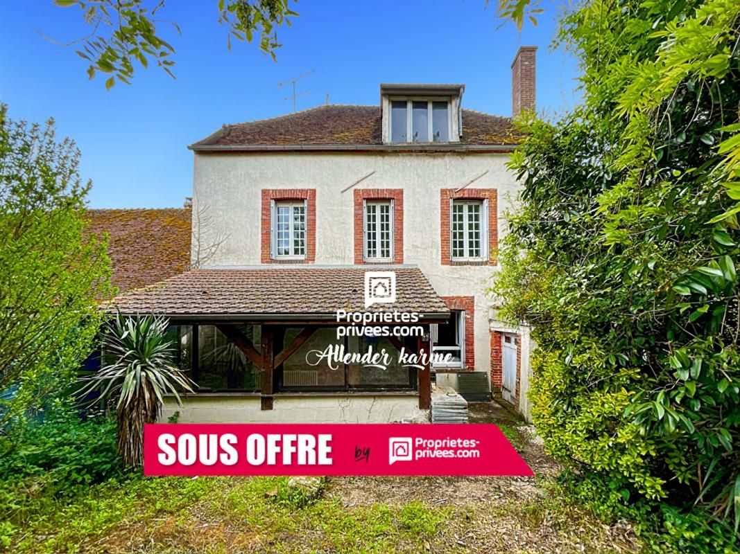 Maison Villeneuve L Archeveque 6 pièce(s) 150 m2