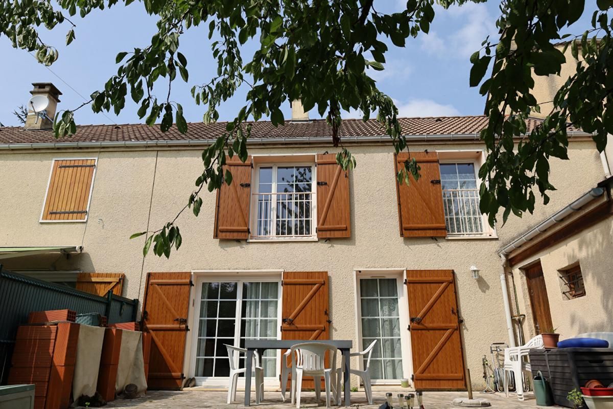 Maison Jouy Le Moutier 5 pièce(s) 90 m2