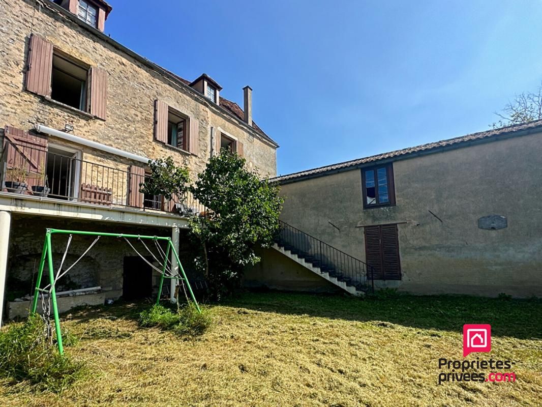 Maison Avallon 5 pièce(s) 120 m2