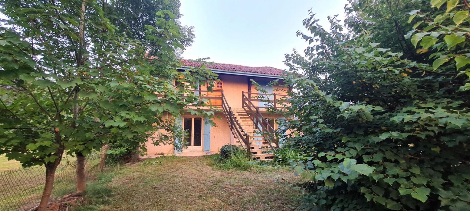AIRE-SUR-L'ADOUR Maison de 112m2 environ en 4 appartments 3
