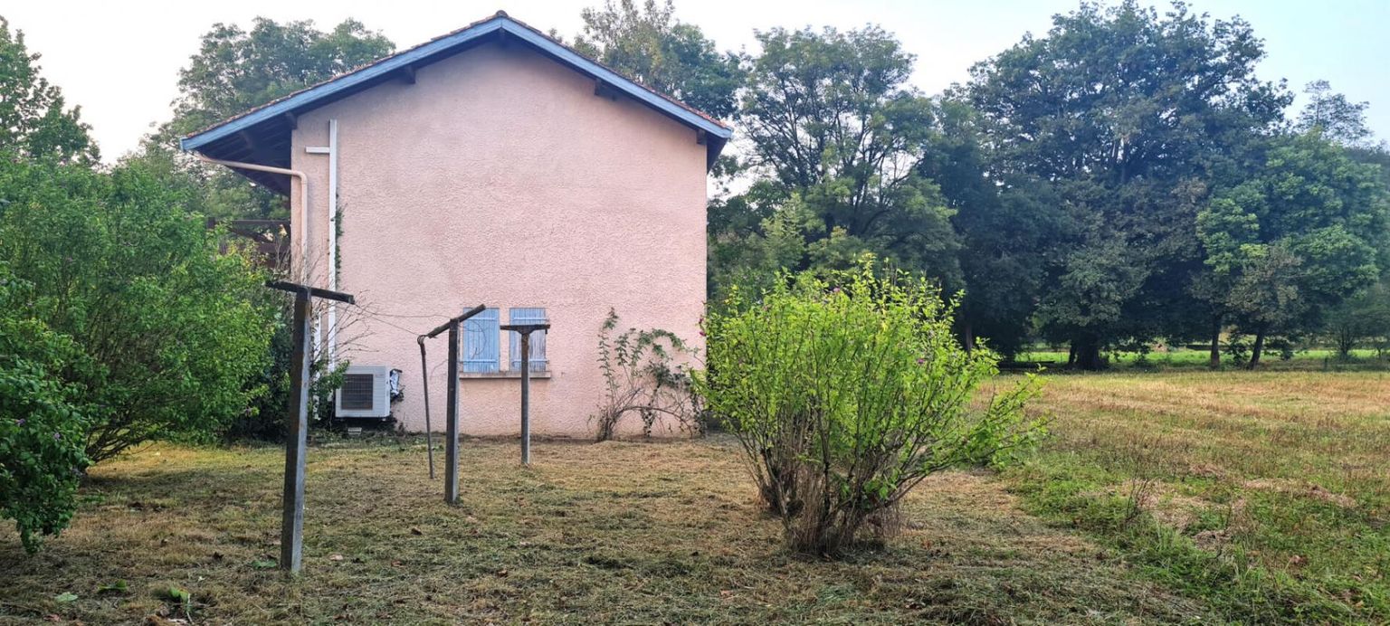 AIRE-SUR-L'ADOUR Maison de 112m2 environ en 4 appartments 4