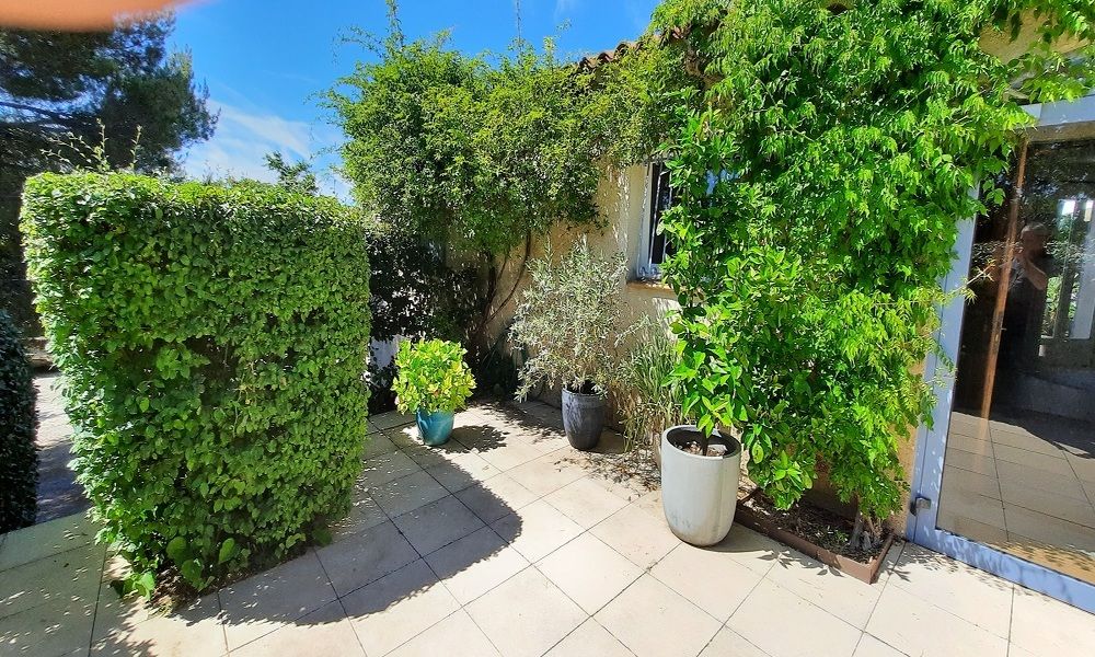 ESPARRON-DE-VERDON Propriété de 310 m² avec Piscine et Terrain 4