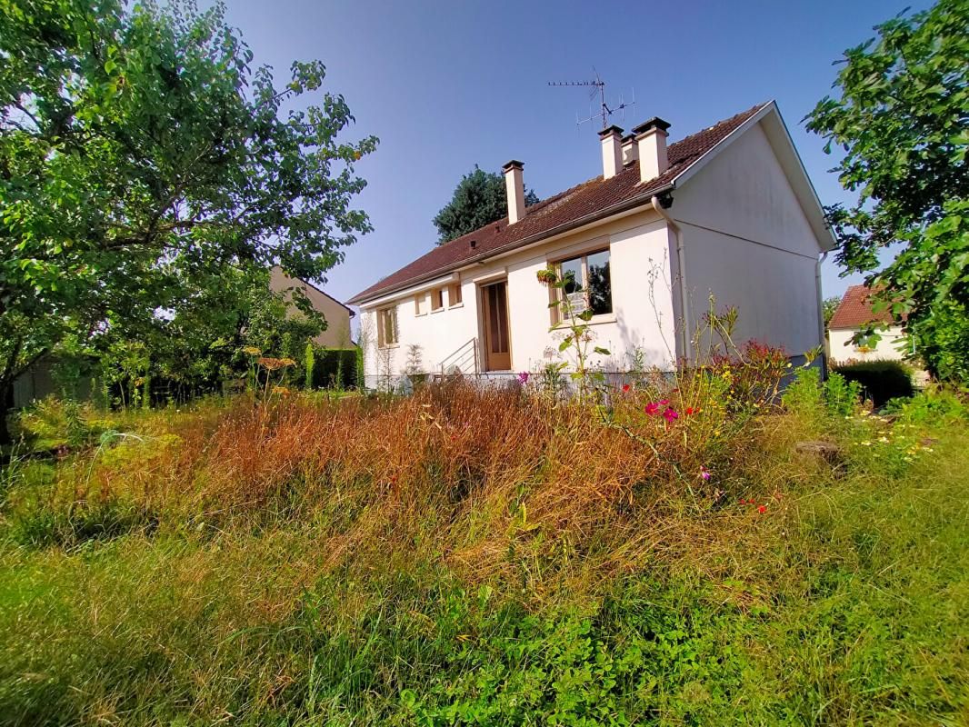 Maison Neuville Sur Sarthe 4 pièce(s) 73 m2