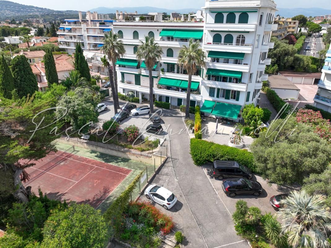 ANTIBES Appartement Antibes 4 pièce(s) 89 m2 secteur Badine 3
