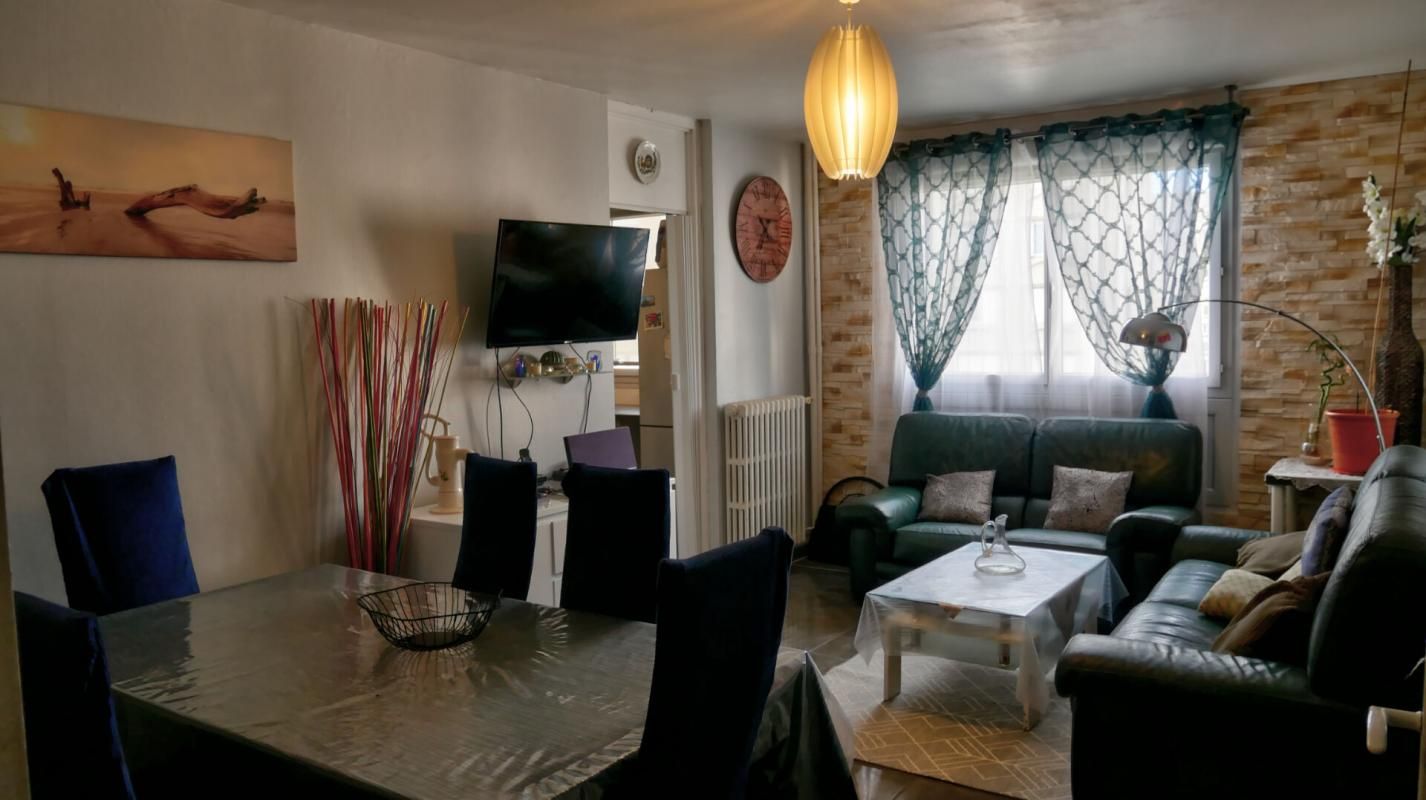 LYON-8E-ARRONDISSEMENT Appartement Lyon 8e Arrondissement 3 pièce(s) 66 m2 2