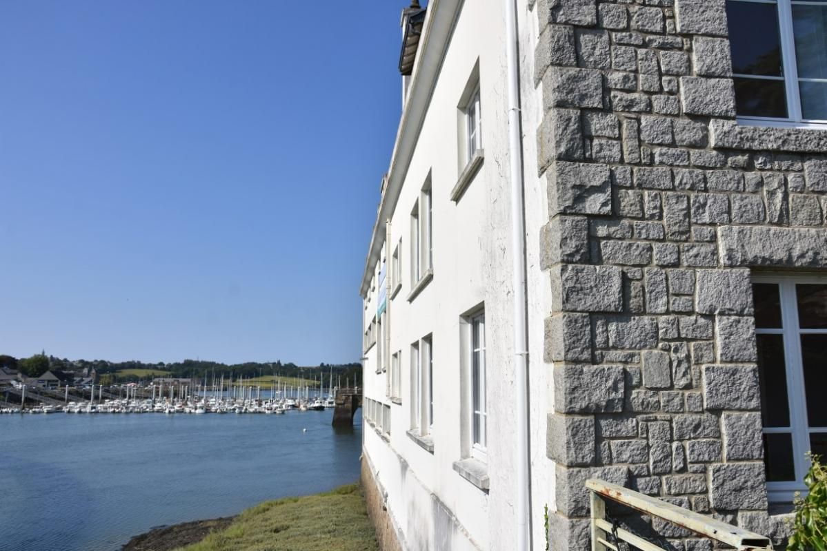 TREGUIER SECTEUR TREGUIER - Hébergement pour 15 personnes sur 216 m², les pieds dans l'eau 4