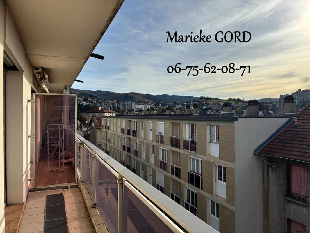 FIRMINY Firminy 42700 appartement 95m² 3 chambres 3 balcons au quatrième et dernier étage avec ascenseur d'une petite copropriété de 8 lots d'habitation GARAGE CAVE 3