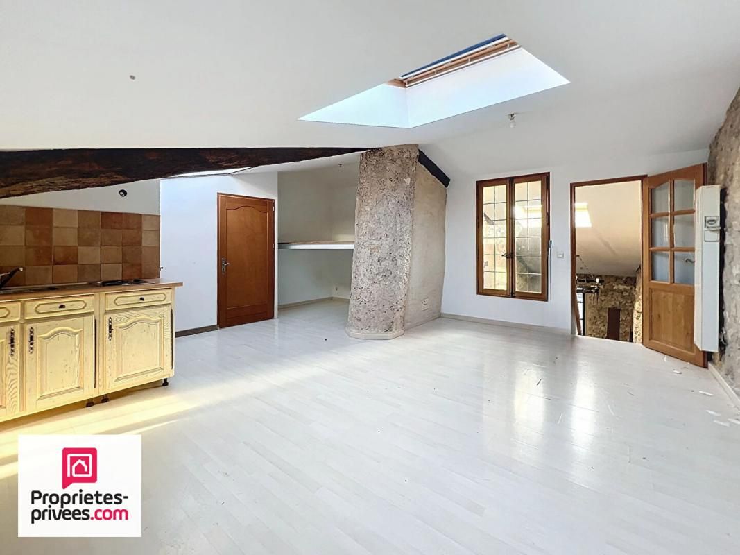 RIANS RIANS Maison de caractère 183 M² avec annexe 2