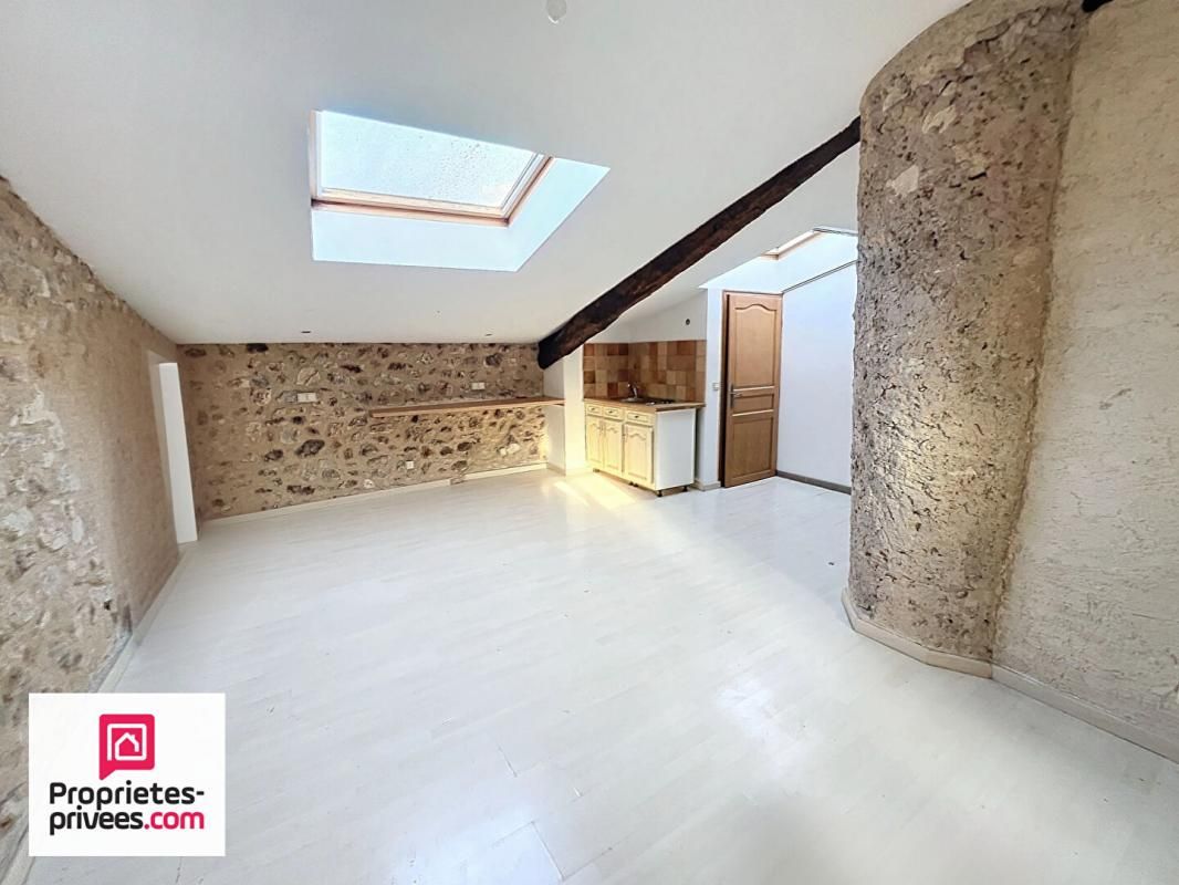 RIANS RIANS Maison de caractère 183 M² avec annexe 4