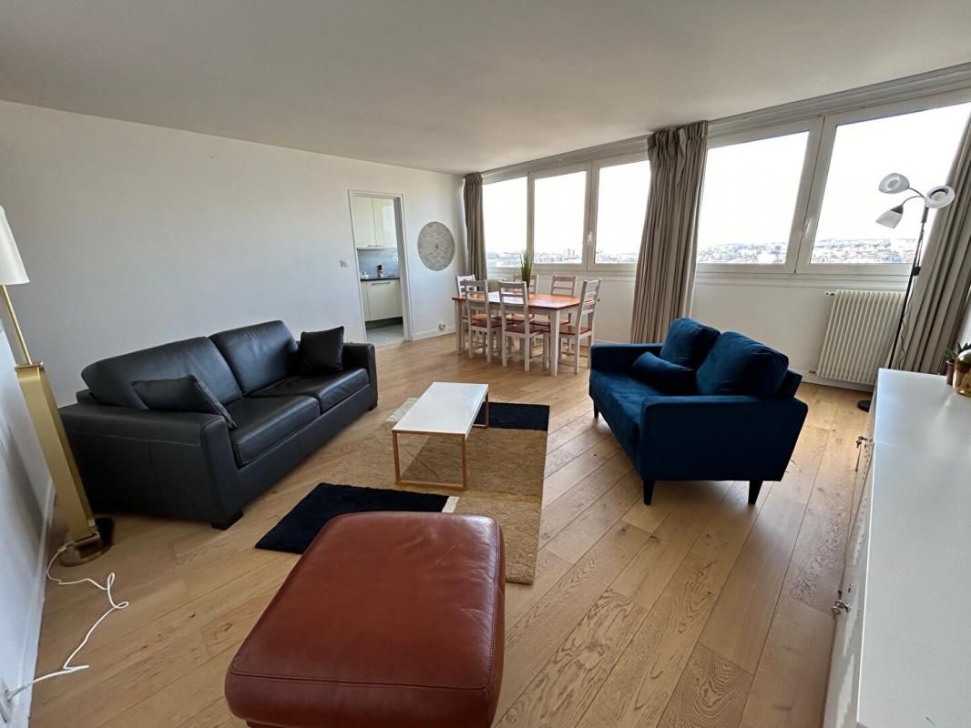 PARIS-13E-ARRONDISSEMENT Appartement 5 pièces 3 chambres 3