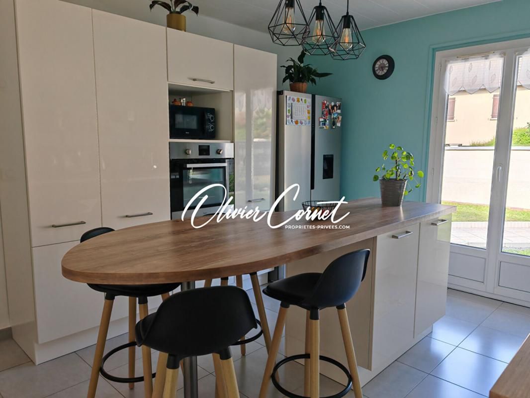 NOGENT-LE-ROTROU Maison Nogent Le Rotrou 5 pièces avec véranda 4