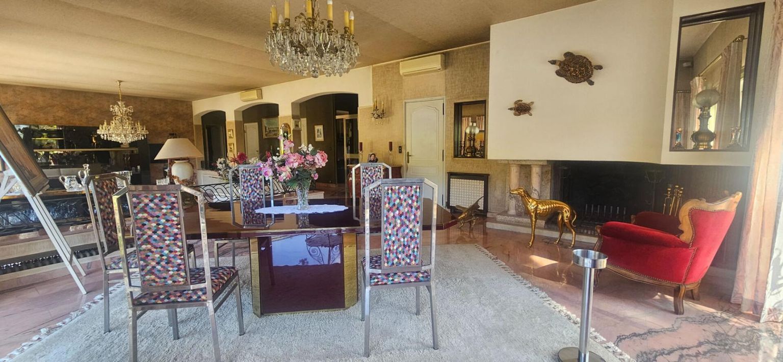 OLLIOULES MAISON OLLIOULES - FAVEYROLLES- 295 m ² 3