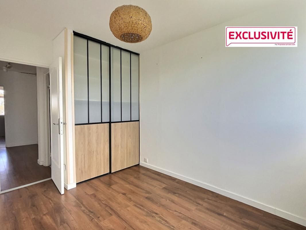 CENON Appartement 3 pièce(s), avec parking privé 2