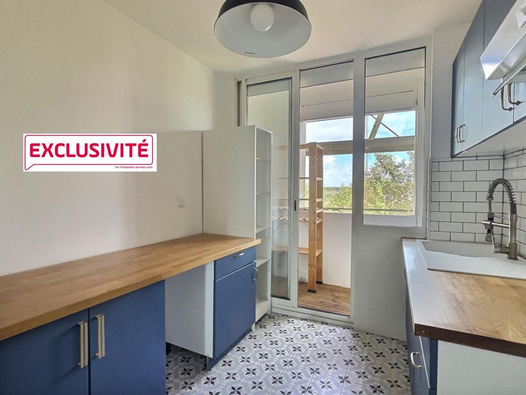 CENON Appartement 3 pièce(s), avec parking privé 4