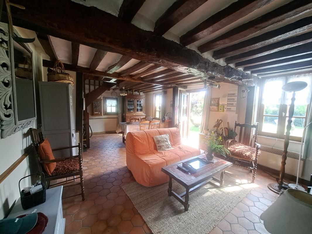 CORMEILLES Maison 4 pièce(s) 80 m2 plus dépendances 4