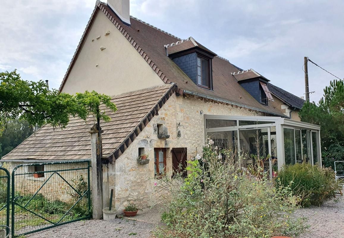 ARTHON Corps de ferme  2 maisons, et dépendances diverses 11 pièce(s) 240 m2 3