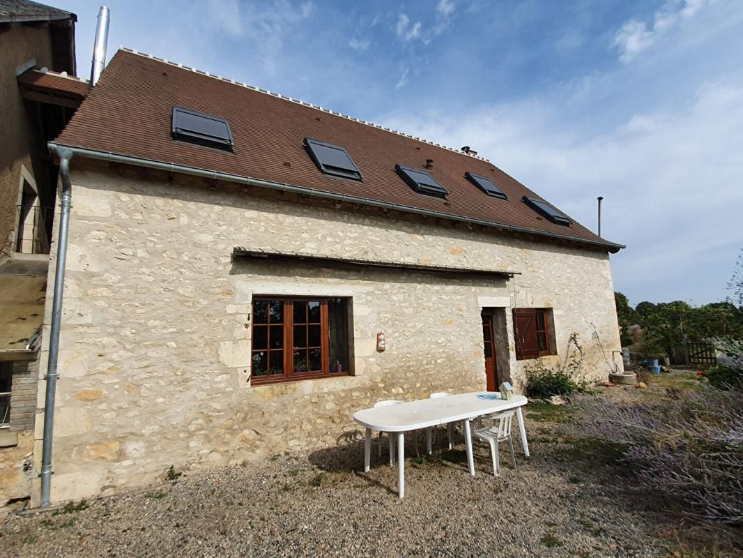 ARTHON Corps de ferme  2 maisons, et dépendances diverses 11 pièce(s) 240 m2 4