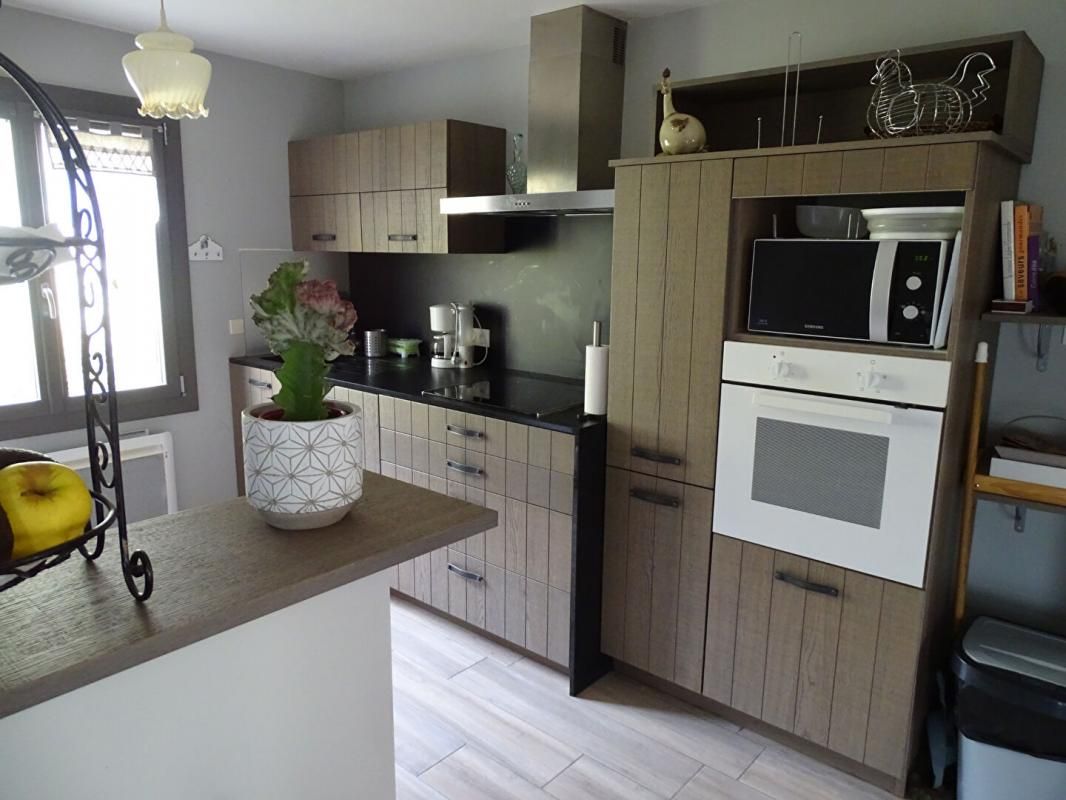 AUBAS Maison Montignac 4 pièce(s) 90 m2 2