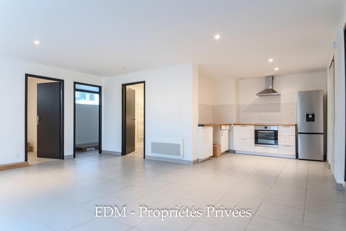 MORTAGNE-SUR-SEVRE Immeuble à Mortagne Sur Sèvre 283 m2 2