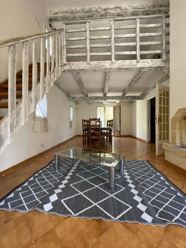 LE BEAUSSET Maison Le Beausset 4P  de 91,34 m2 habitables, avec sous-sol, terrasse et jardin 4