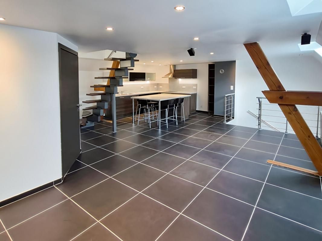 OBERHOFFEN-SUR-MODER Appartement haut de gamme Oberhoffen Sur Moder 4 pièce(s) 80 m2 2