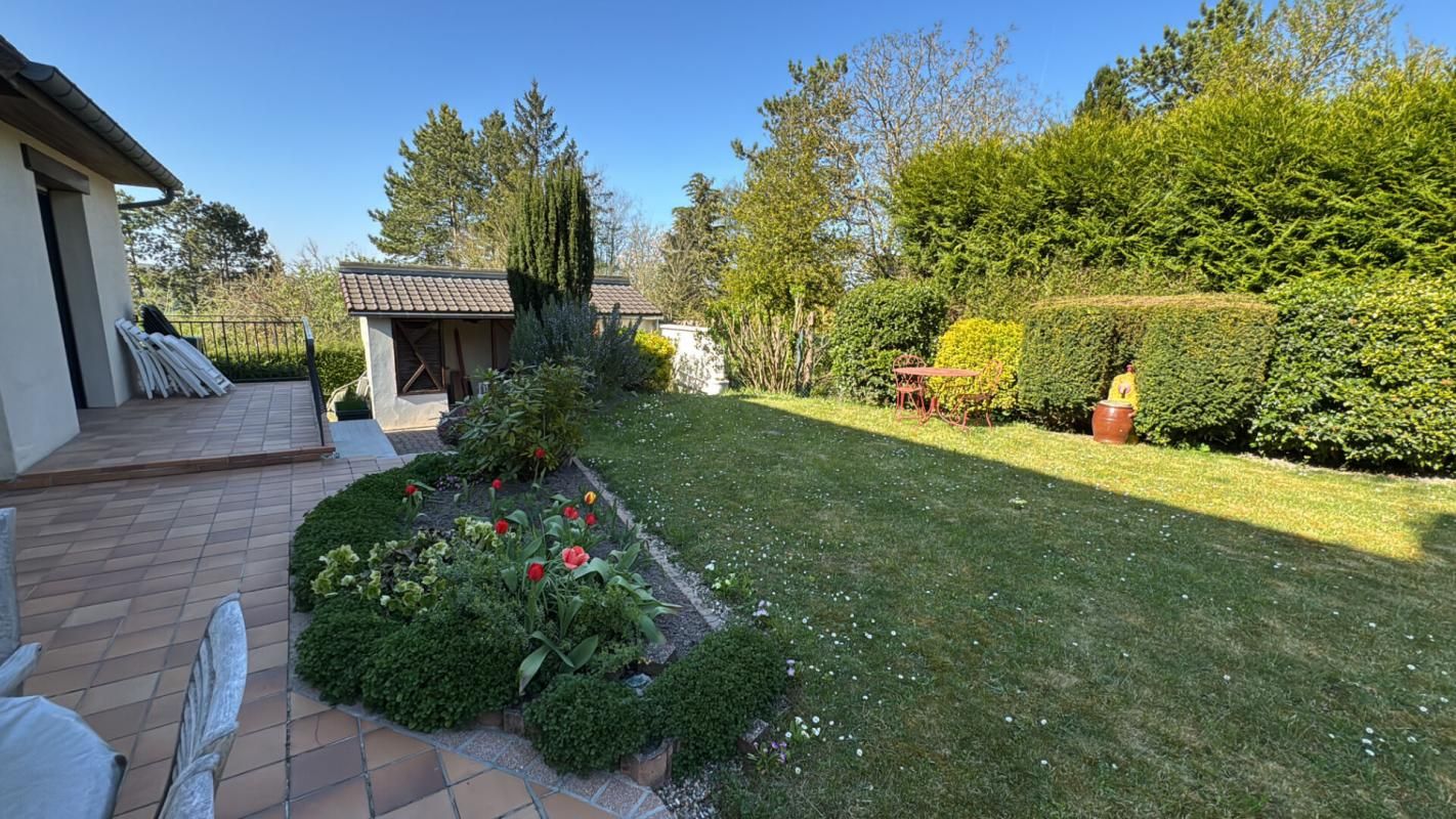 SAINT-FUSCIEN Maison Saint Fuscien 5 pièce(s) 121,7 m2 3