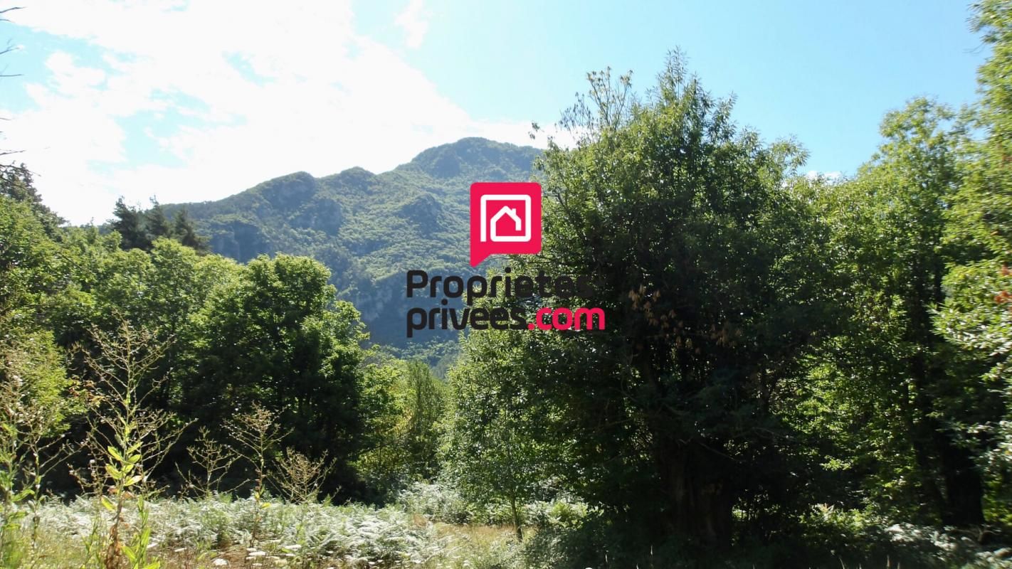 Terrain Utelle 1039 m2