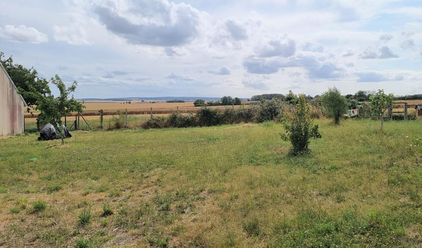 LEVES PROCHE LEVES - TERRAIN A BATIR de 501 m² 2