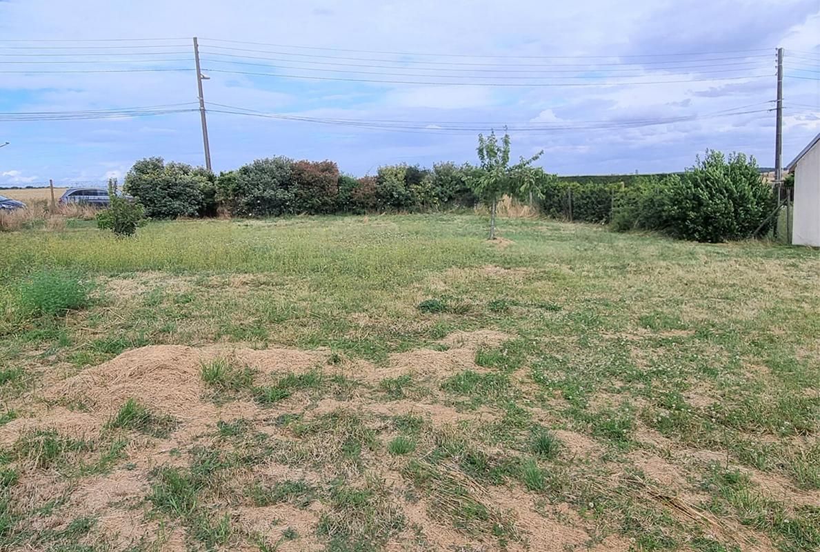 LEVES PROCHE LEVES - TERRAIN A BATIR de 501 m² 3