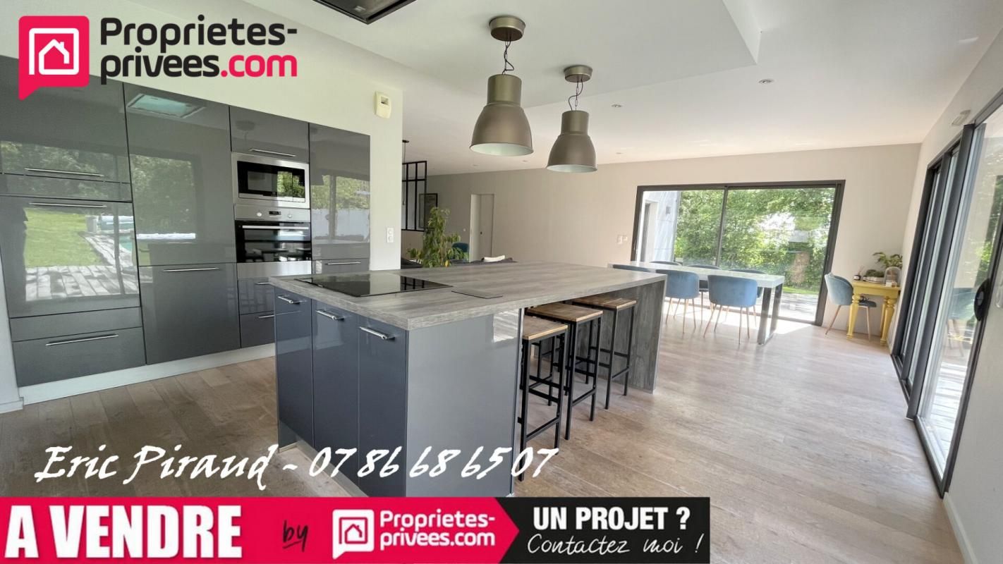 Herbignac - Maison plain-pied 175 m² - 6 pièces - piscine chauffée