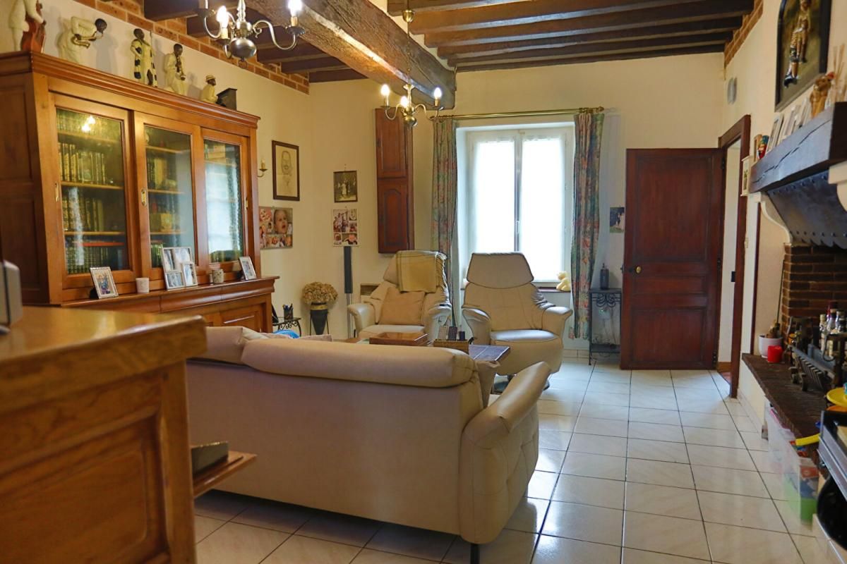 MOUCHY-LE-CHATEL Maison de ville de 140 m2 2