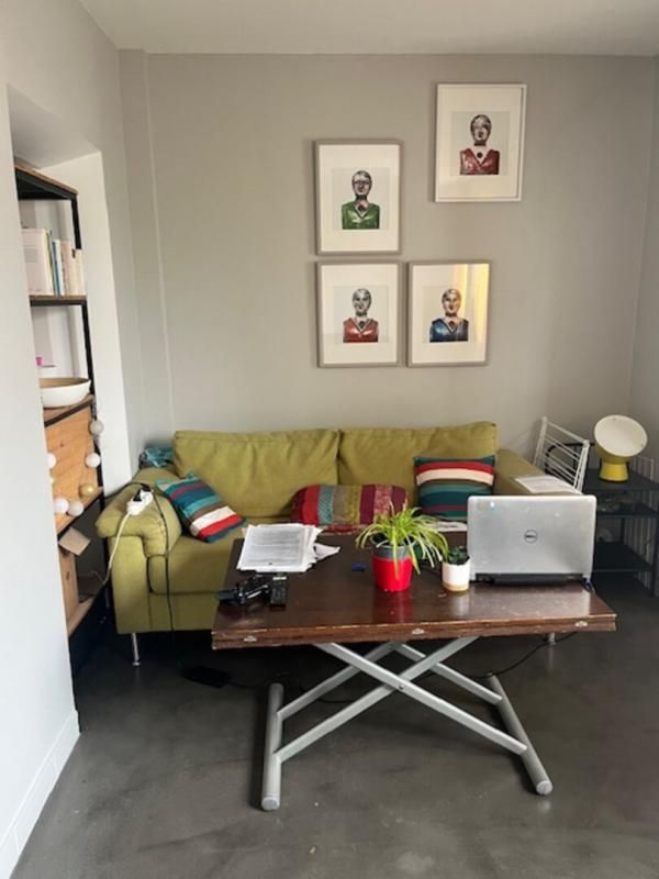SAINT-SEBASTIEN-SUR-LOIRE Immeuble Saint Sebastien Sur Loire : Commerce + 2 studios + colocation T4 1