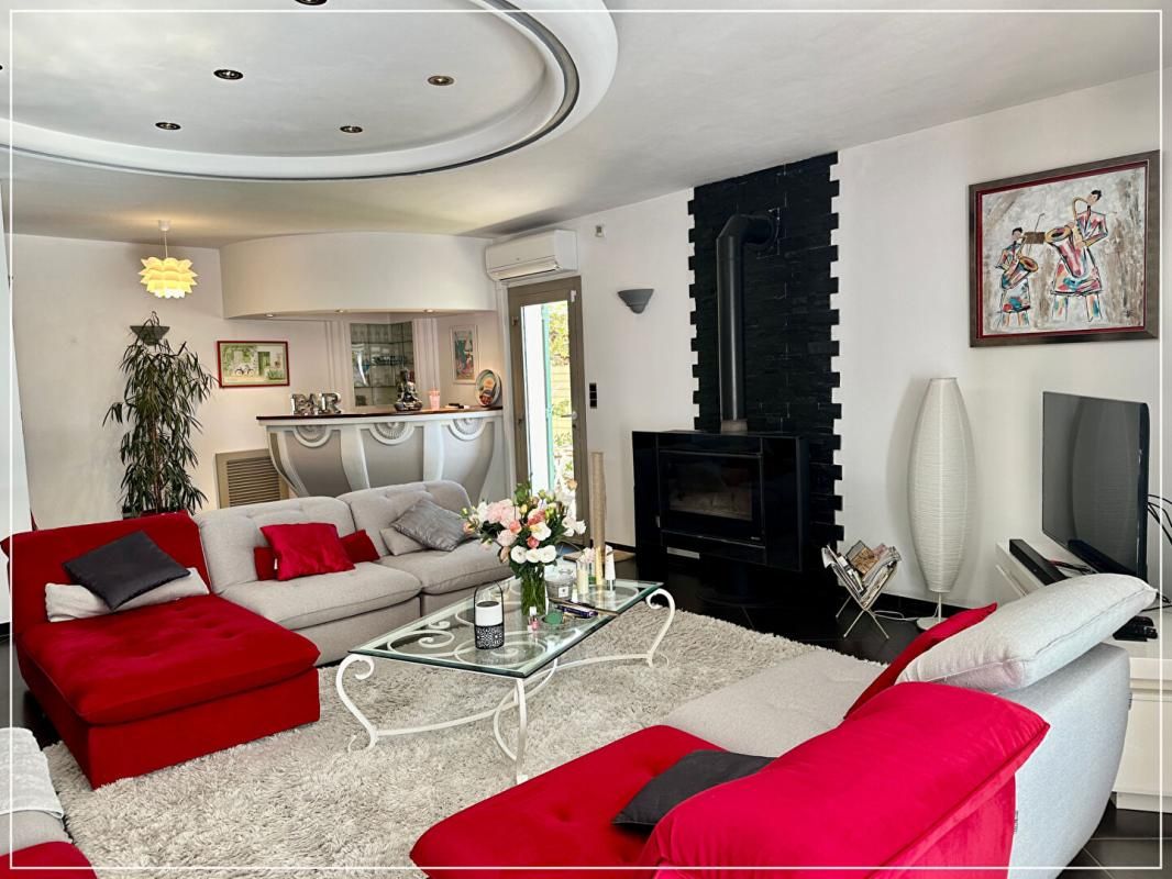 Demeure de prestige Sanary Sur Mer 177 m2 - Proximité  des plages