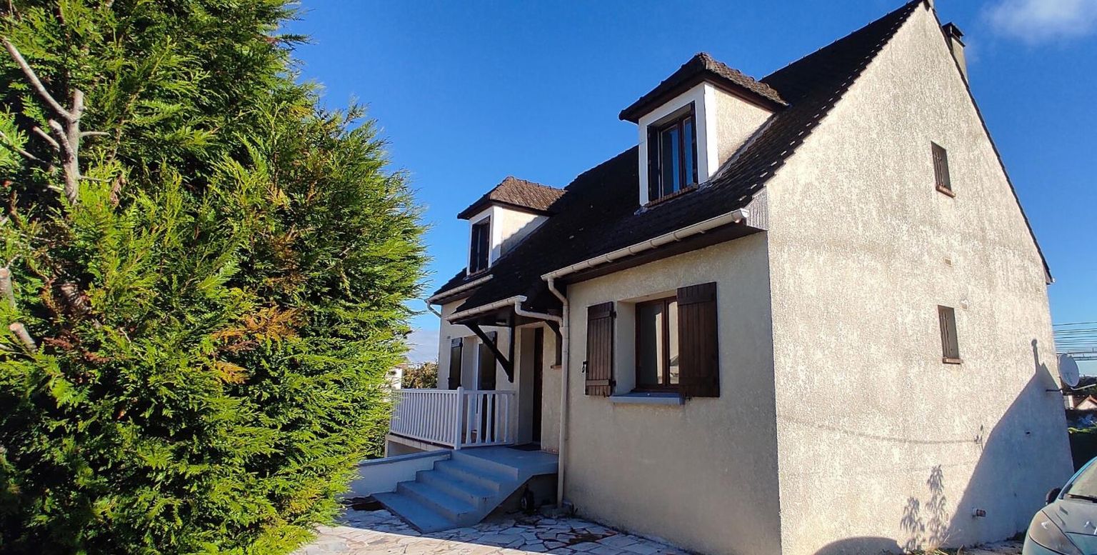 QUINCY-SOUS-SENART Maison Quincy Sous Sénart 7 pièces 158 m2 3