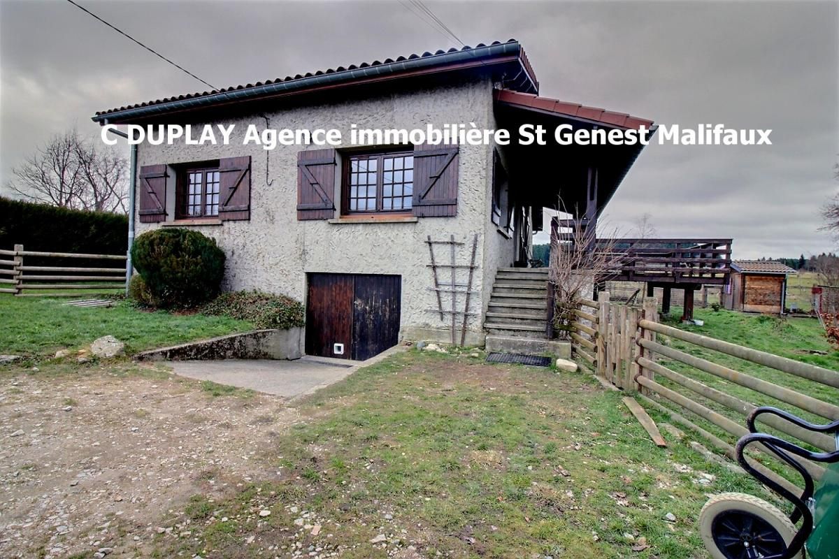 MARLHES Marlhes 42660 dans un hameau à 1,5 km du centre du village, maison traditionnelle sur sous-sol  124m² habitables 4 chambres sur 1600m² de terrain plat 1