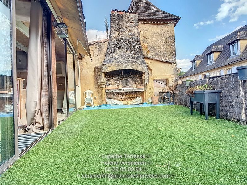 Maison 8 pièce(s) 254 m2 avec dépendance